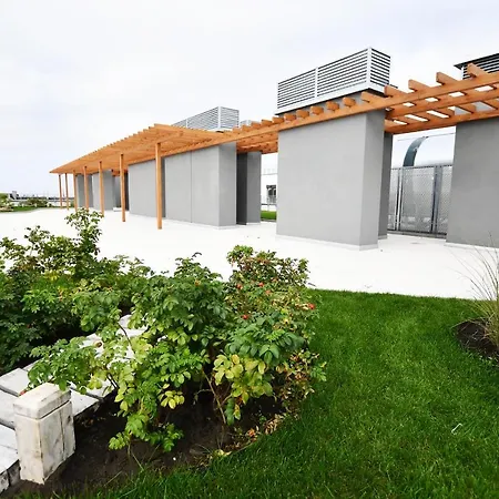 El Rojo Z Garazem Kolobrzeg