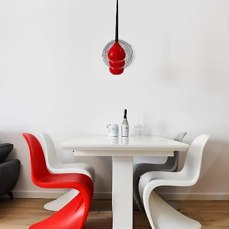 El Rojo Z Garażem * Kołobrzeg