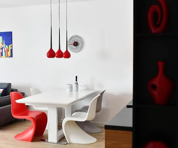 Apartament El Rojo Z Garażem *